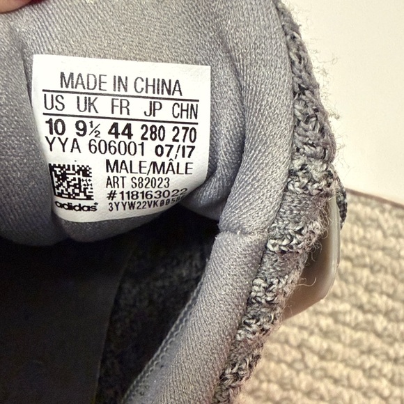 Men's Adidas Ultraboost, Charcoal Gray - Picture 8 of 10